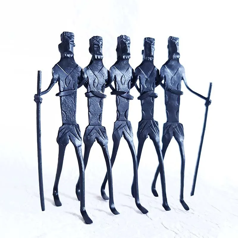 Bastar Handmade Wrought Iron Dancing Tribals (Set of 2)