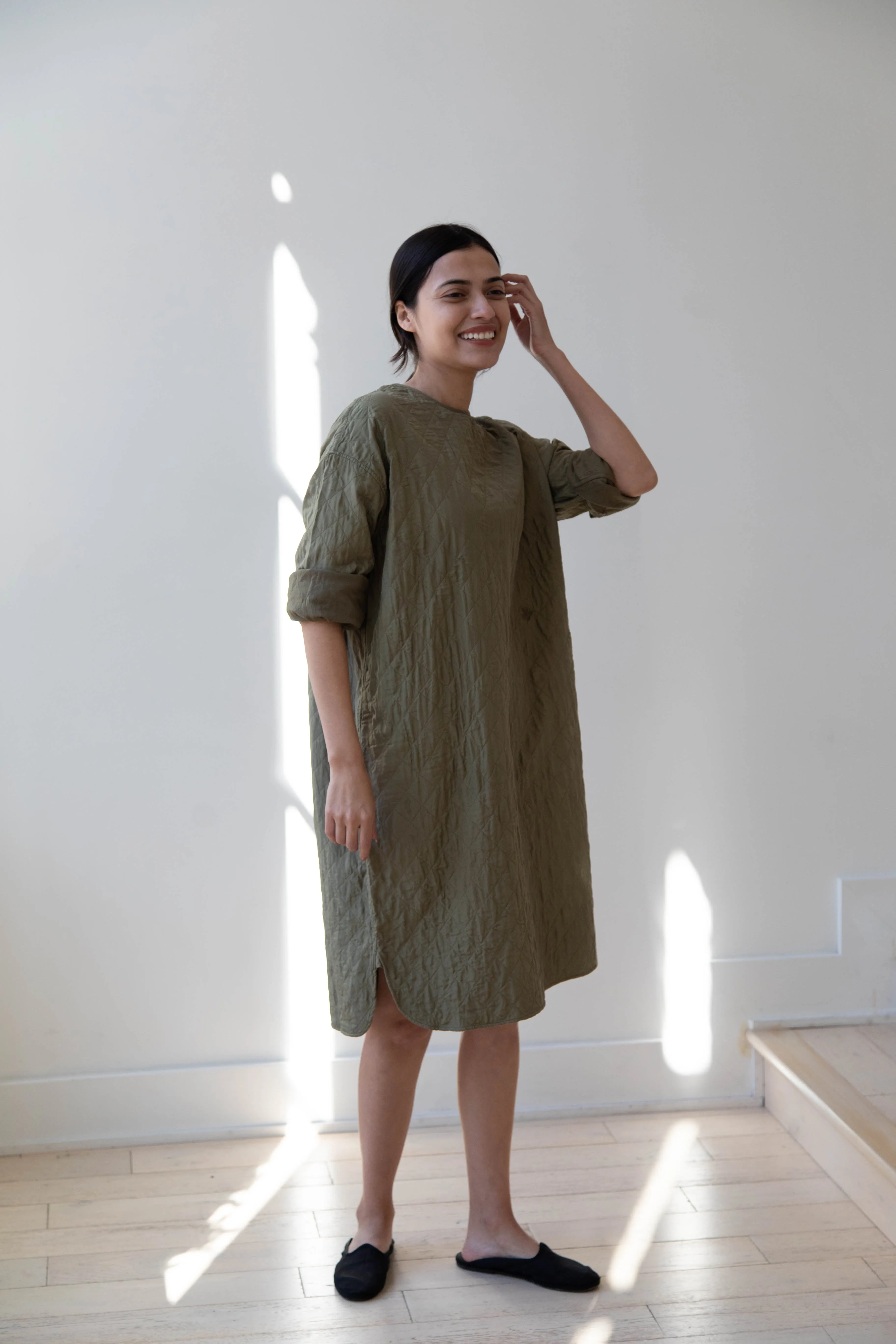 Maison de Soil Silk Crewneck Tunic Dress in Olive