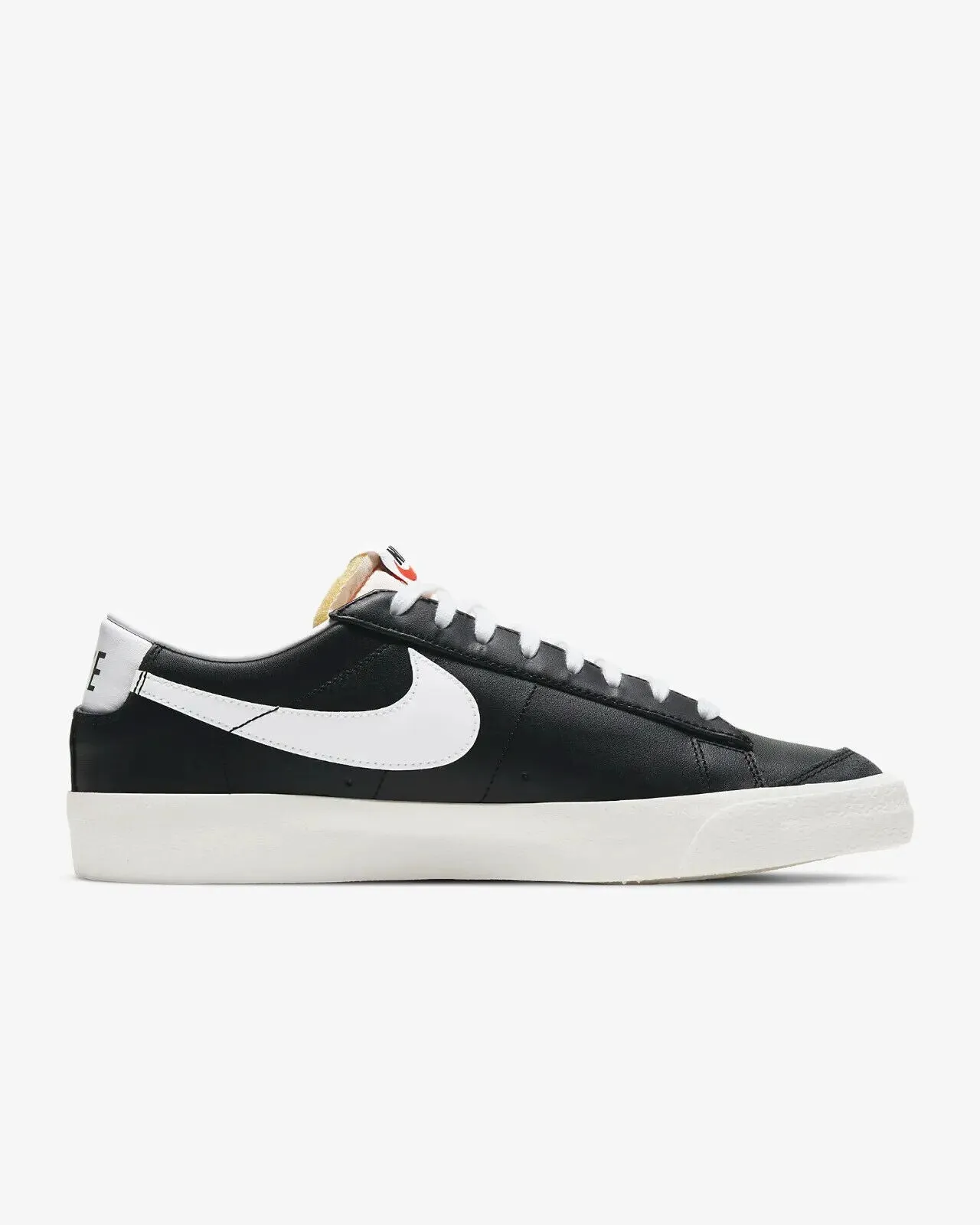 Nike Blazer Low '77 Vintage DA6364-001 Men's Black White Leather Skate Shoes D55