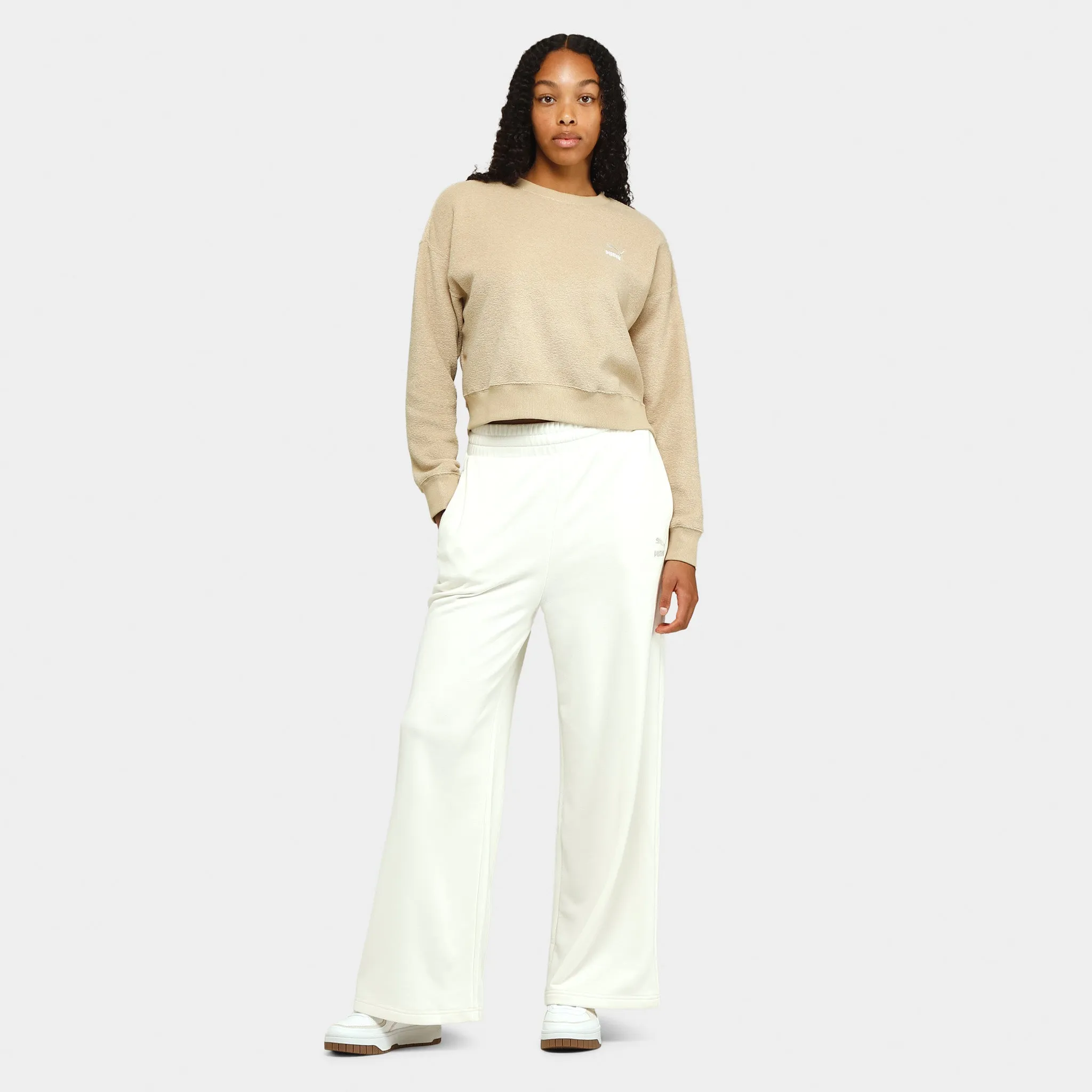 Puma Women's Classics Relaxed Sweatpants / Off White