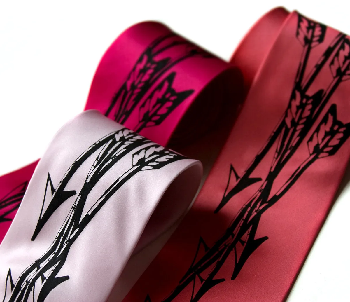 Quiver: Arrows Silk Necktie