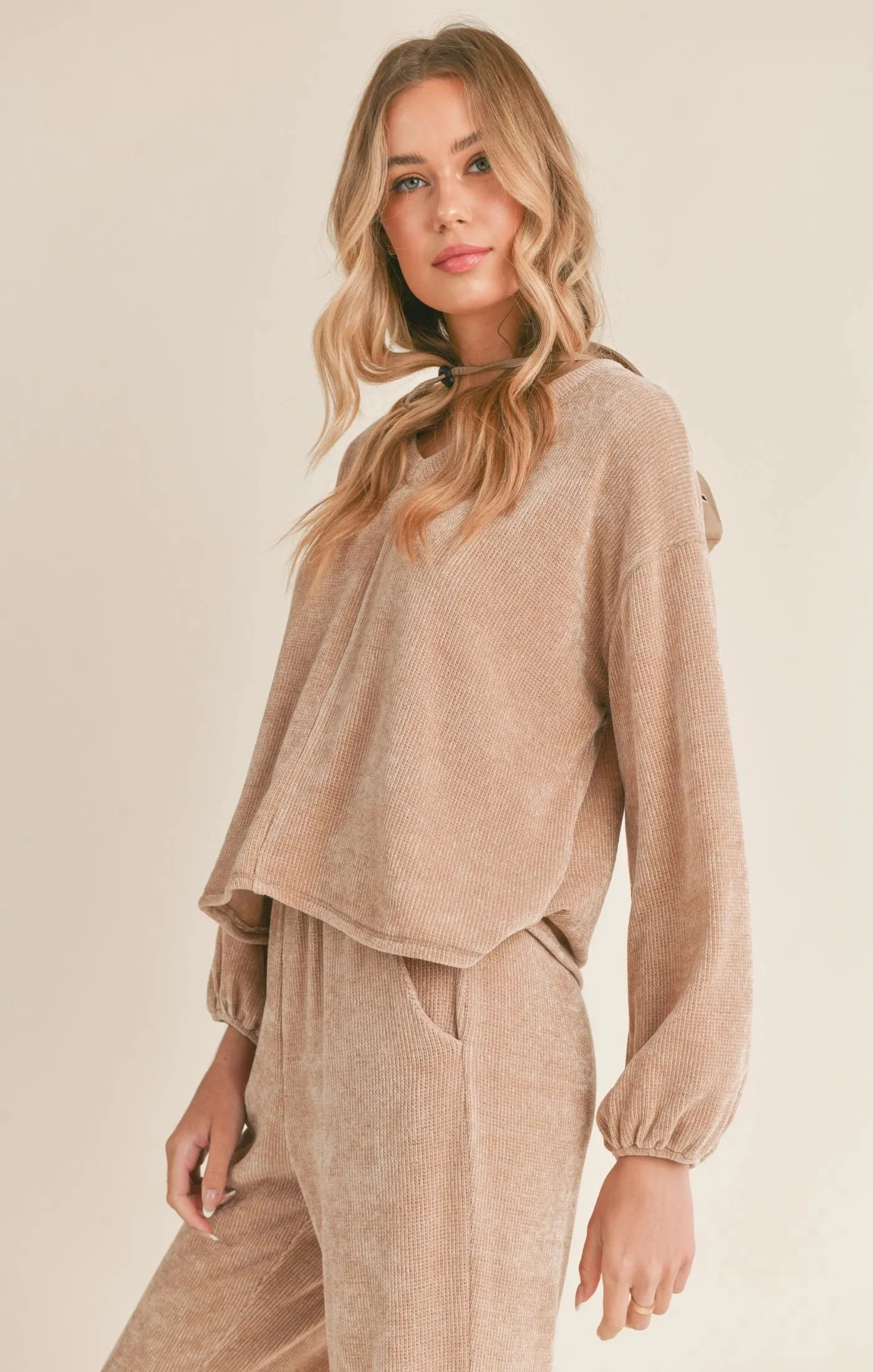 Sadie & Sage Graham Cracker Soft V Neck Knit Top