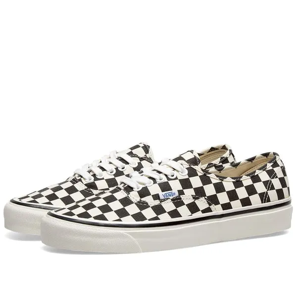 Vans Ua Authentic 44 DX Shoes Black / Check