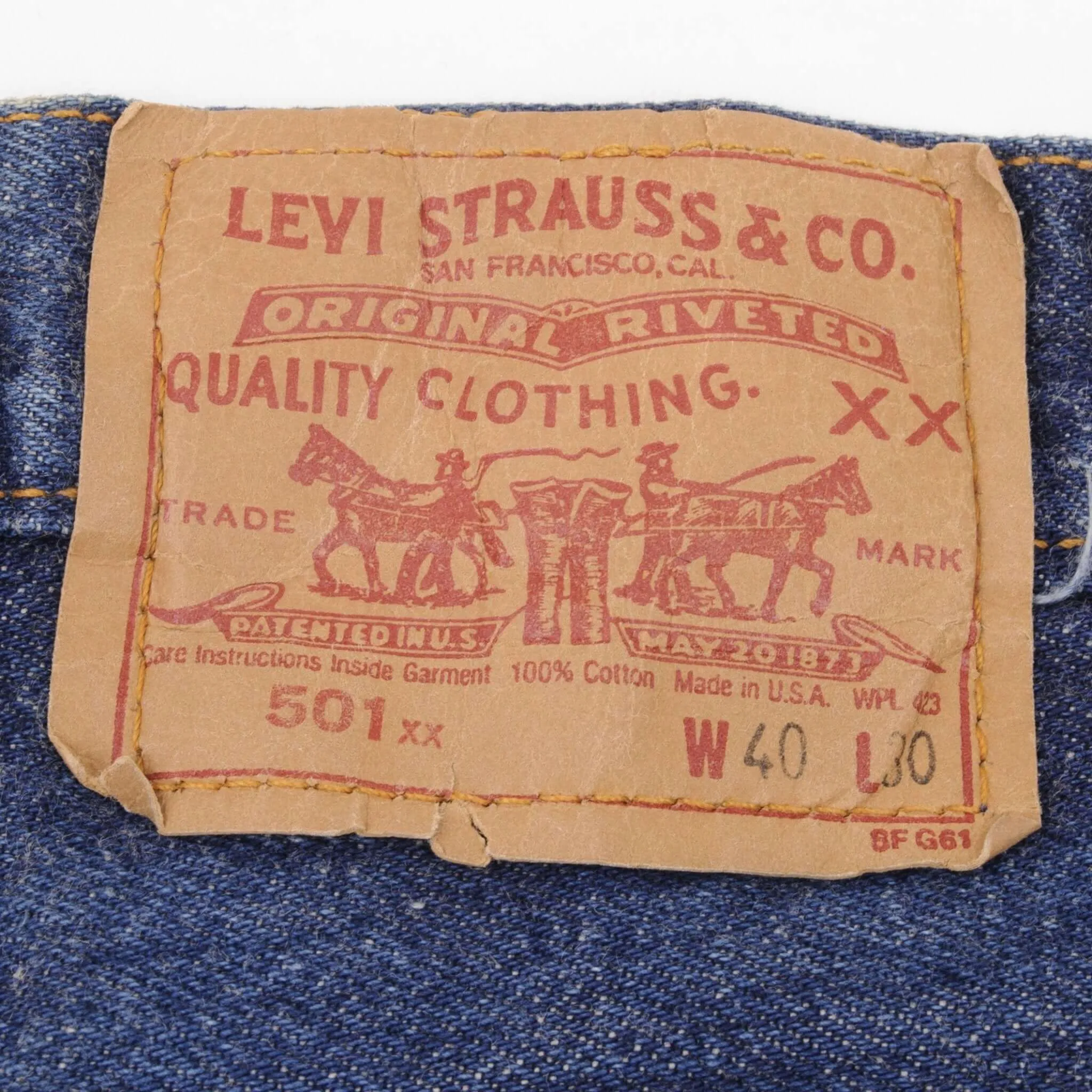 VINTAGE LEVIS 501 JEANS INDIGO 1980S SIZE W38 L28 MADE IN USA