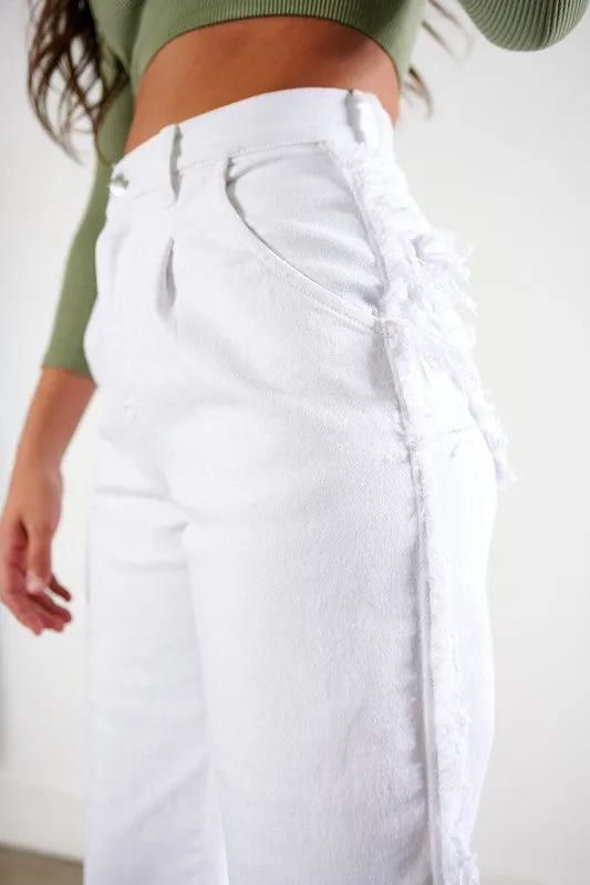 White Side Frayed Slouchy Jeans